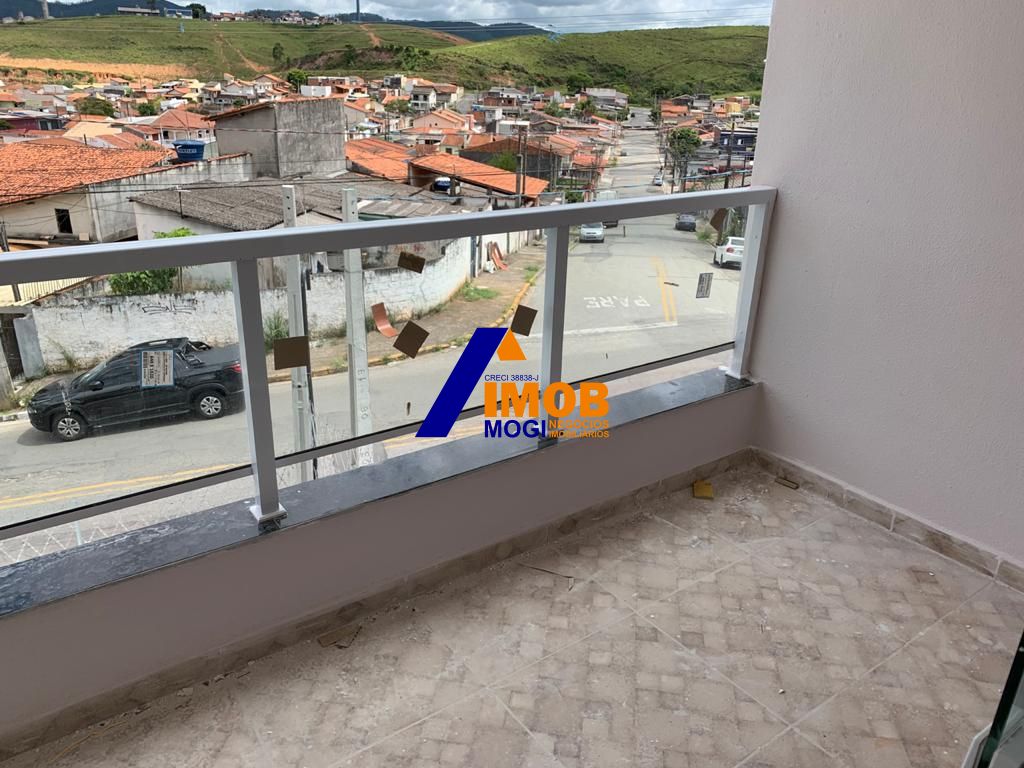 Sobrado à venda com 3 quartos, 240m² - Foto 2