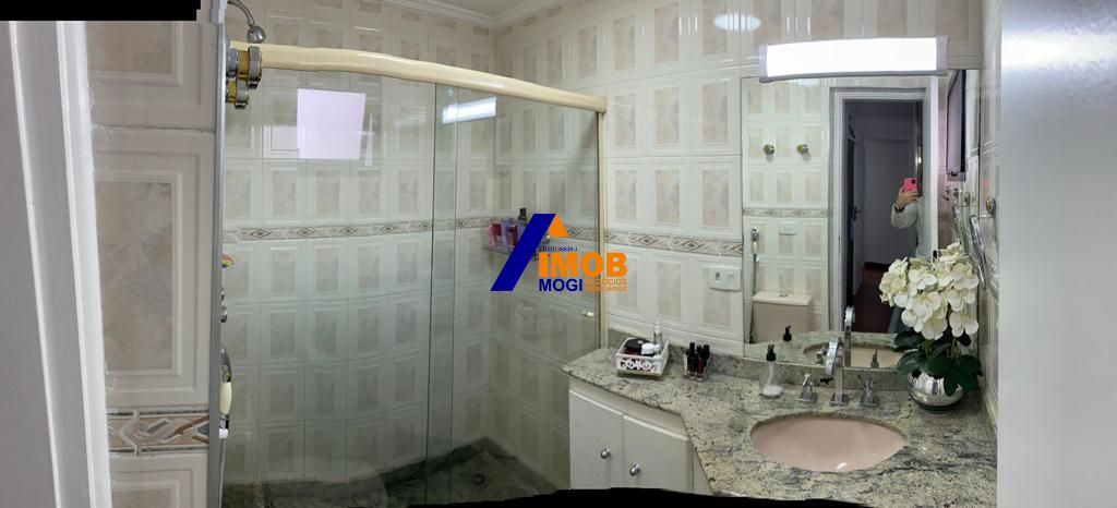 Apartamento para alugar com 3 quartos, 125m² - Foto 10