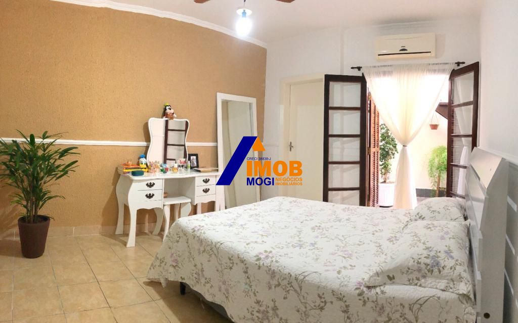 Casa à venda com 4 quartos, 140m² - Foto 18