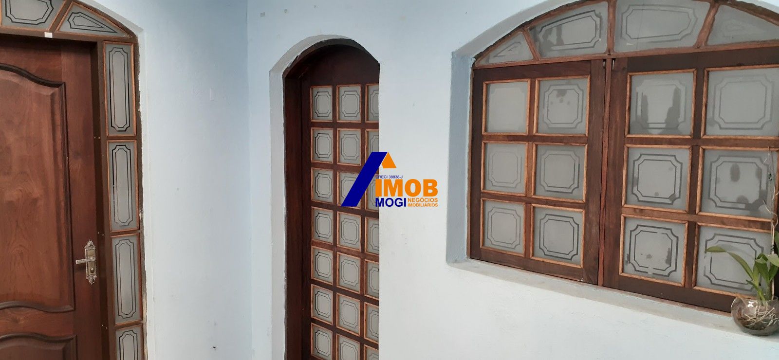 Casa à venda com 3 quartos, 143m² - Foto 2