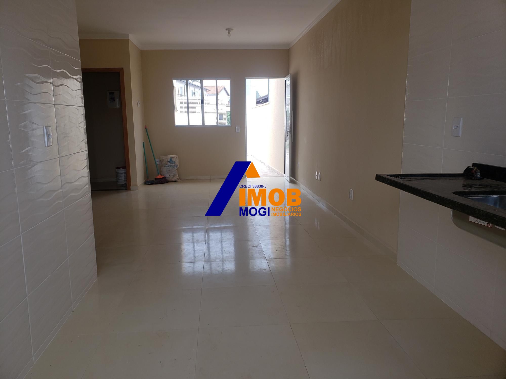 Casa à venda com 3 quartos, 100m² - Foto 4