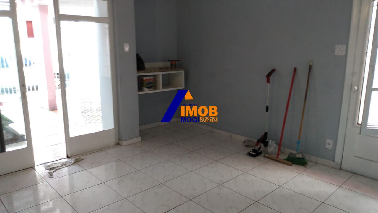 Casa para alugar com 2 quartos, 90m² - Foto 18