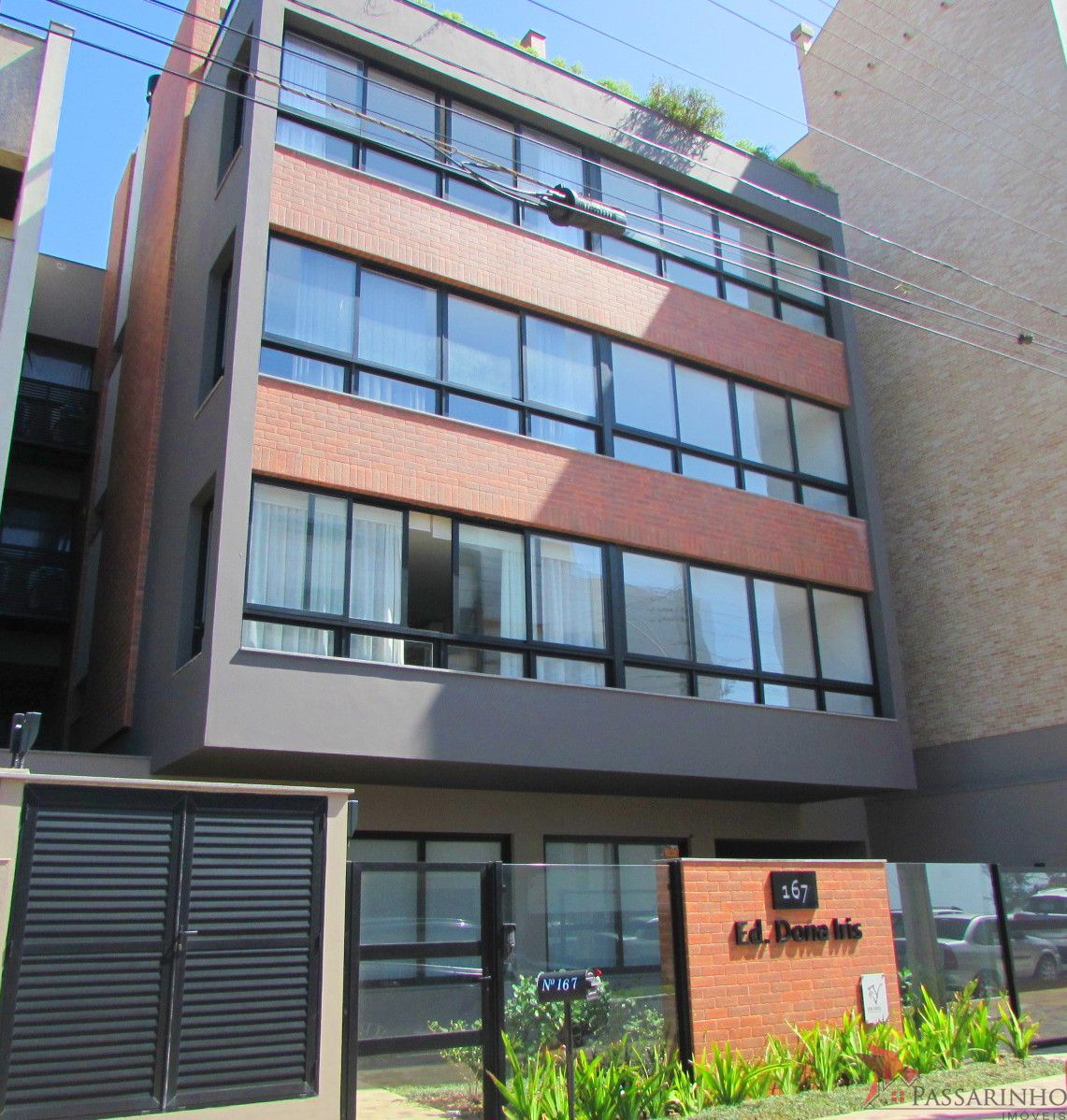 Apartamento à venda com 3 quartos, 118m² - Foto 1