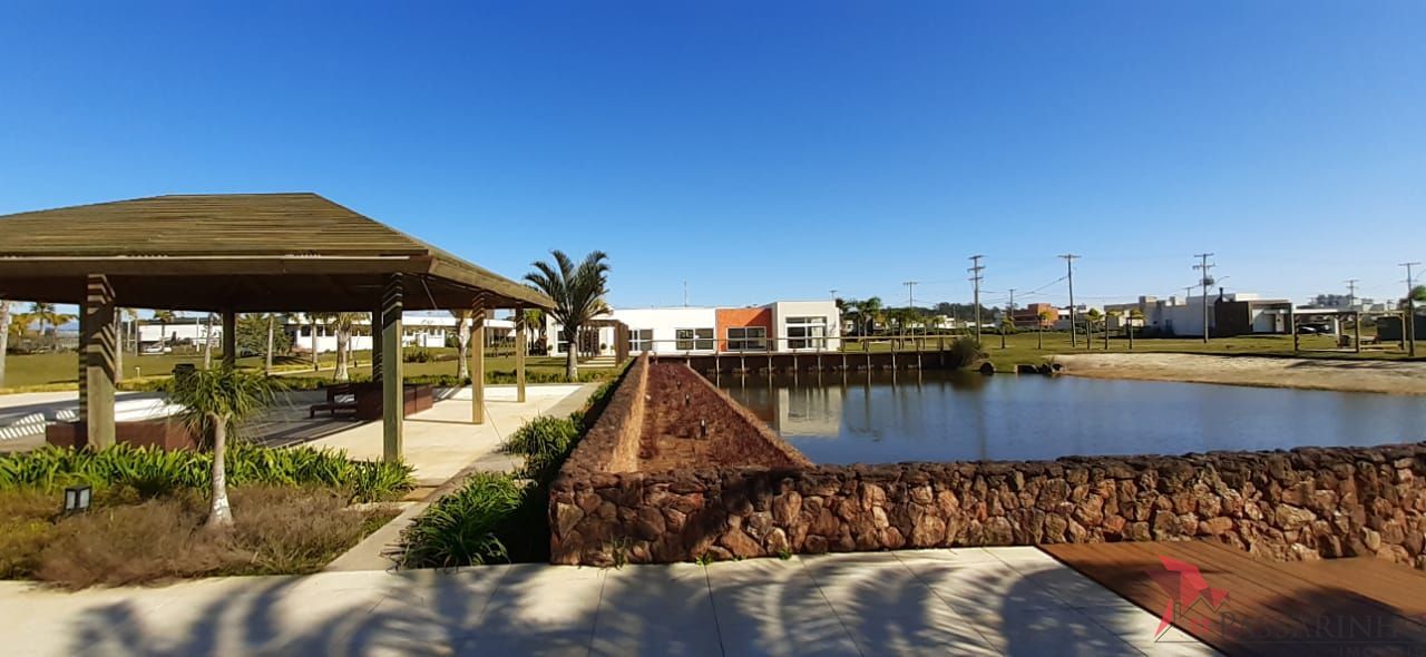 Casa de Condomínio à venda com 3 quartos, 284m² - Foto 4
