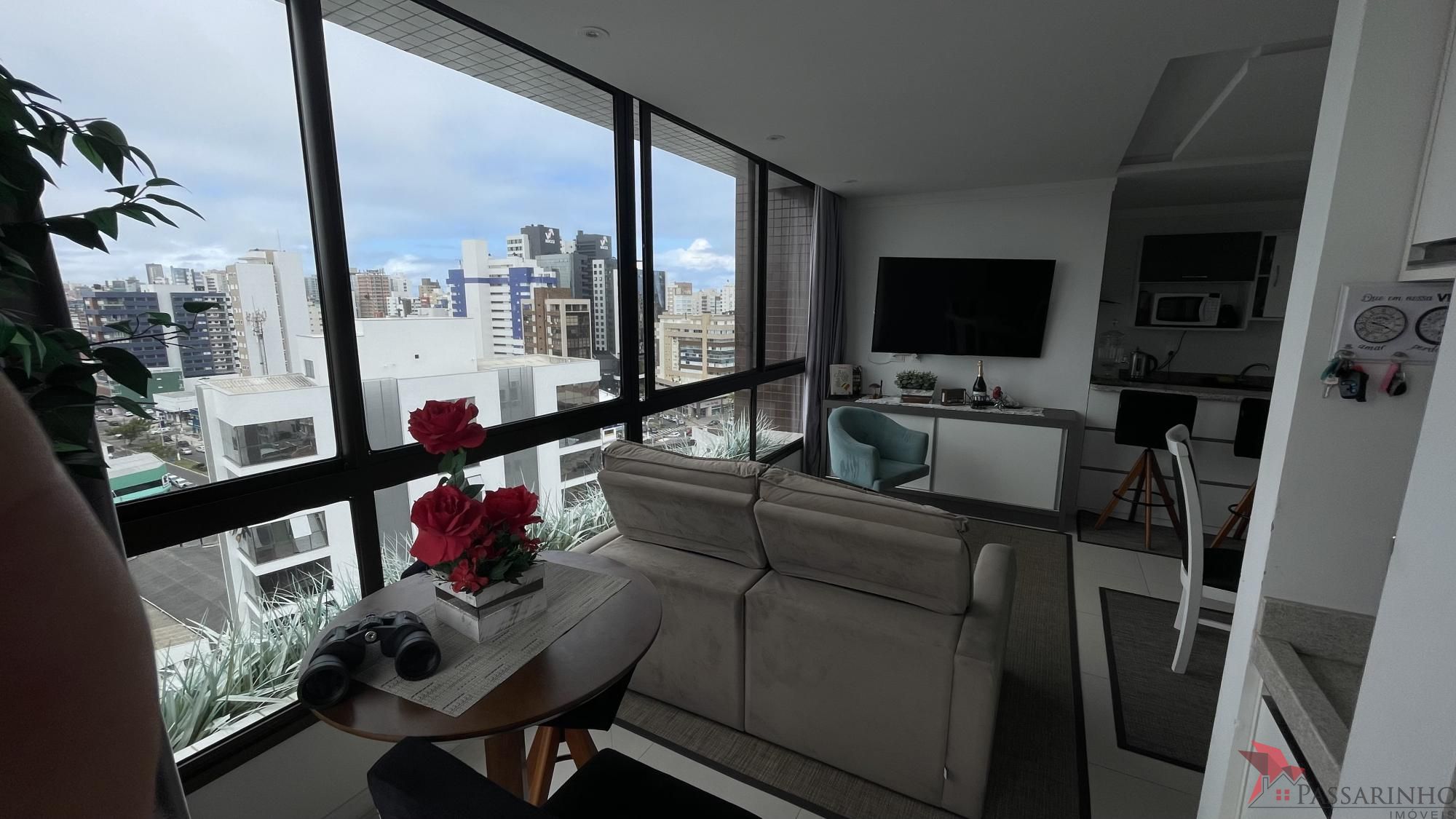 Apartamento à venda com 2 quartos, 65m² - Foto 7