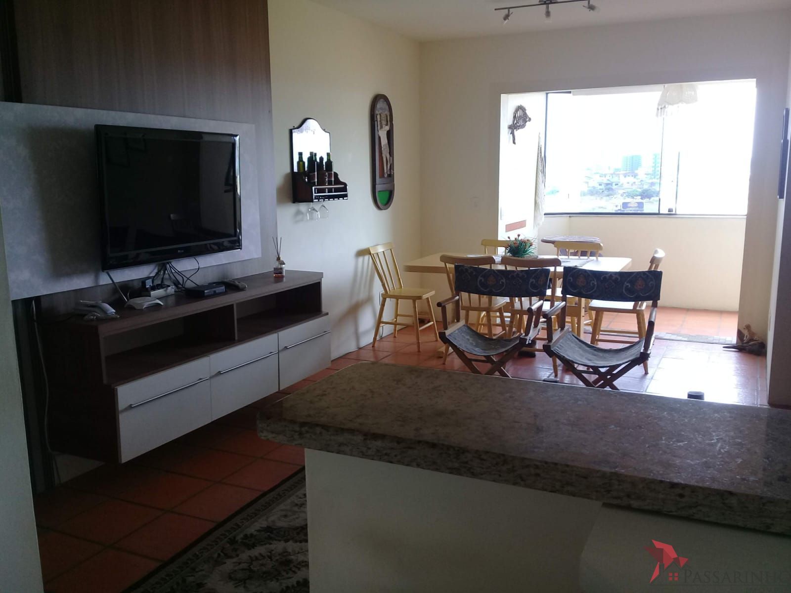 Apartamento à venda com 3 quartos, 106m² - Foto 2