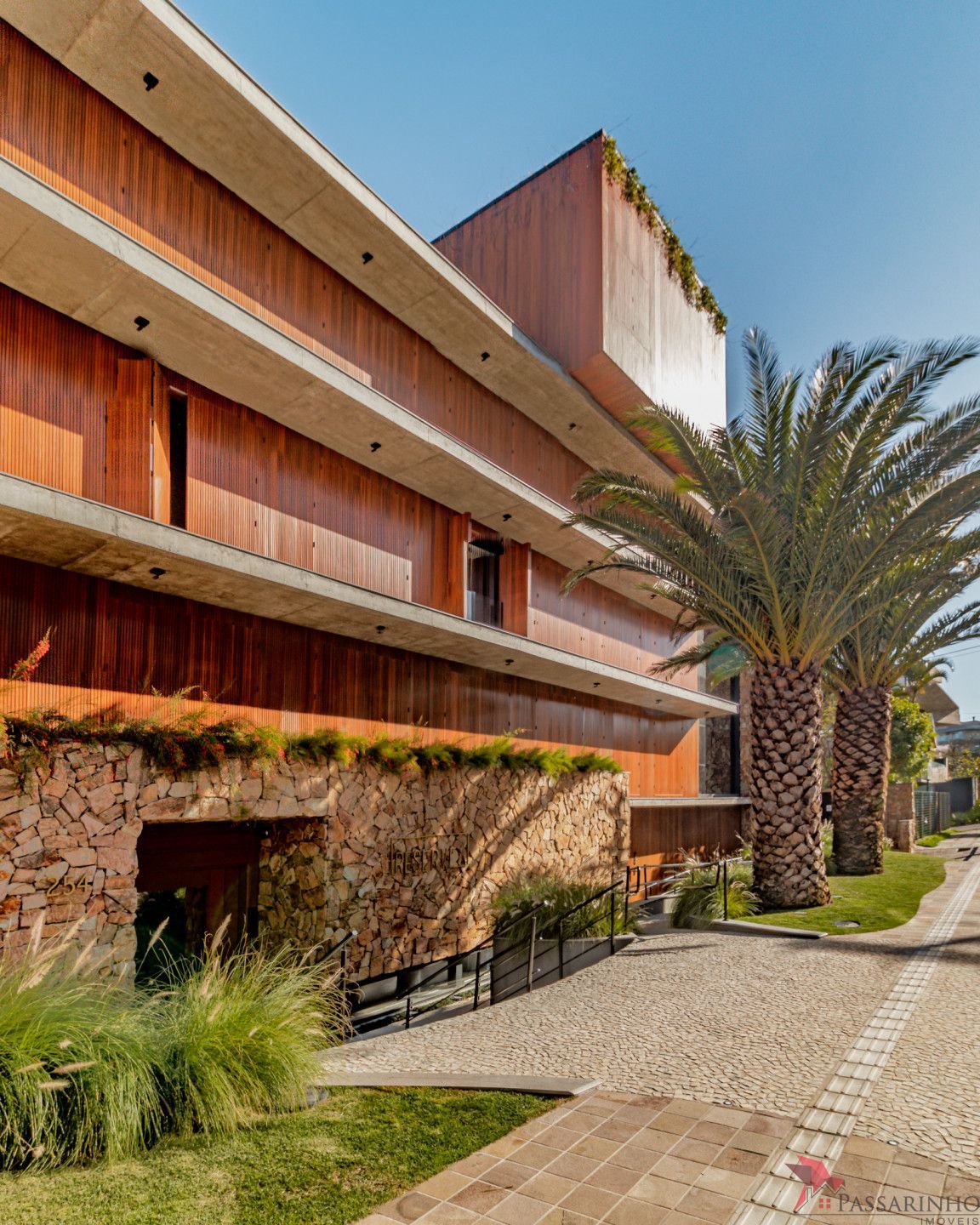 Cobertura à venda com 5 quartos, 448m² - Foto 1