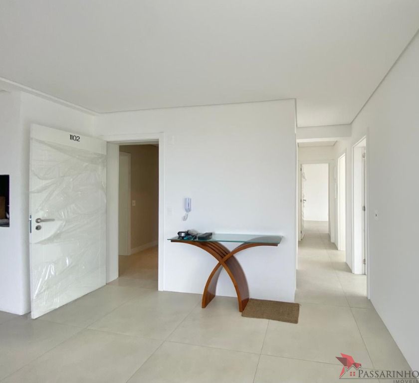 Apartamento à venda com 3 quartos, 106m² - Foto 7