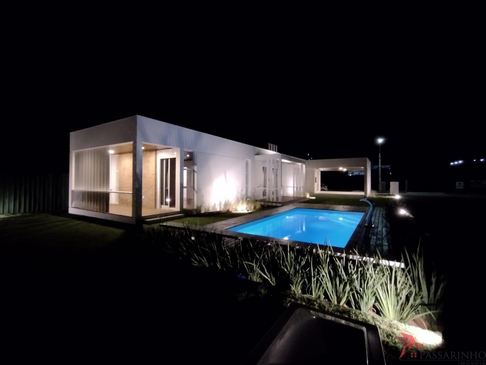 Casa à venda com 3 quartos, 174m² - Foto 4