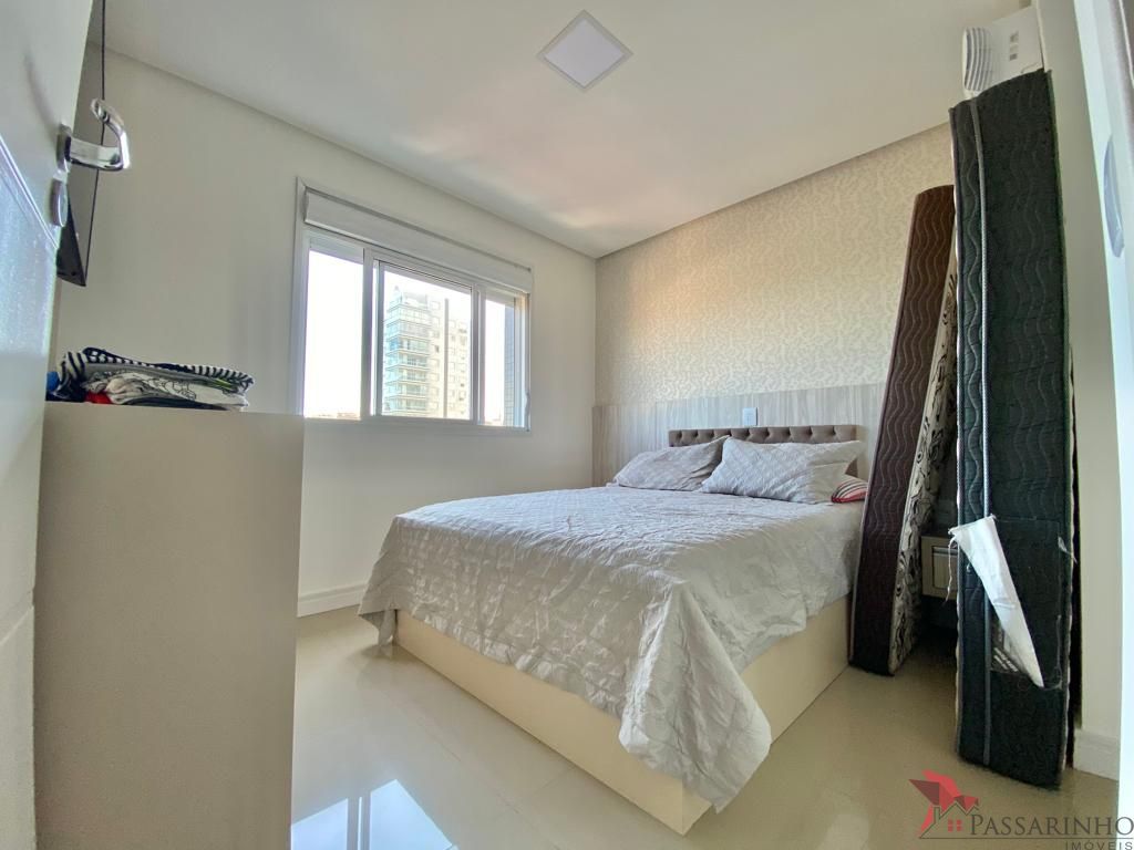 Cobertura à venda com 4 quartos, 328m² - Foto 9