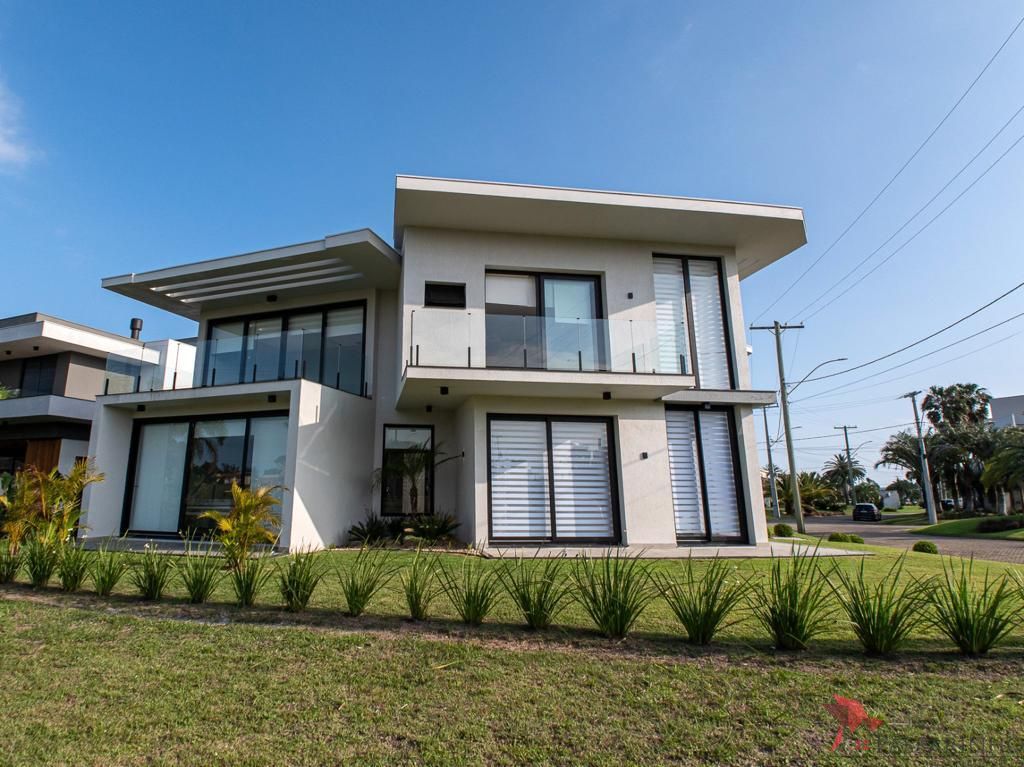 Casa de Condomínio à venda com 5 quartos, 240m² - Foto 4