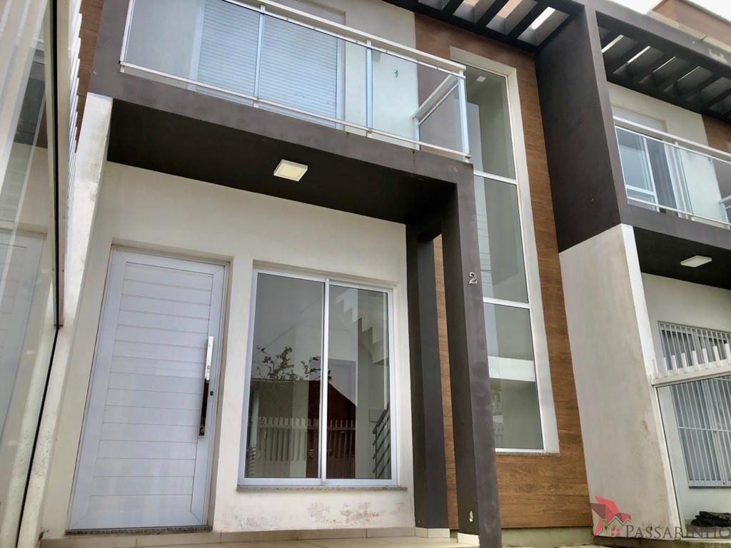 Sobrado à venda com 2 quartos, 70m² - Foto 1