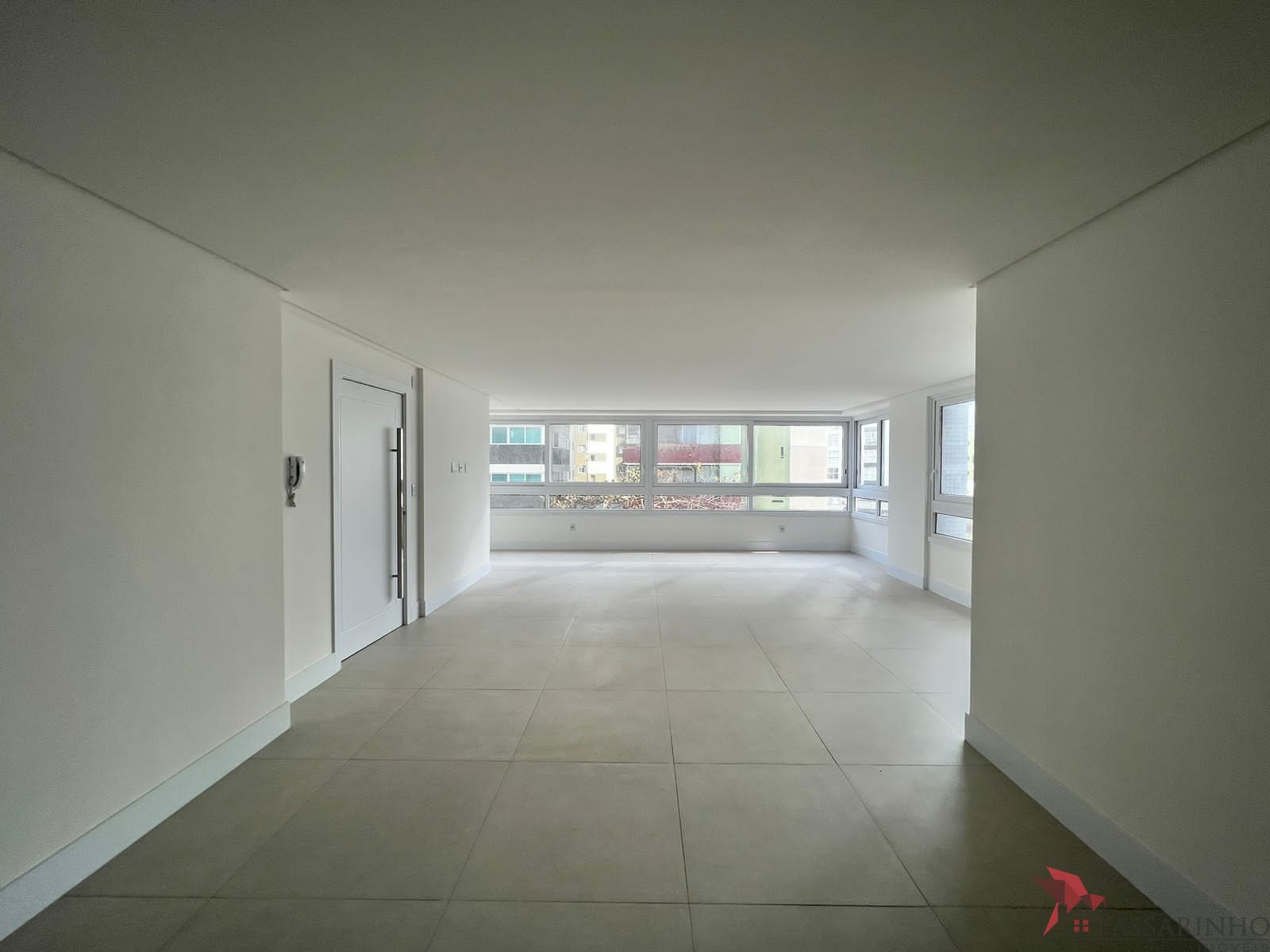 Apartamento à venda com 3 quartos, 130m² - Foto 6