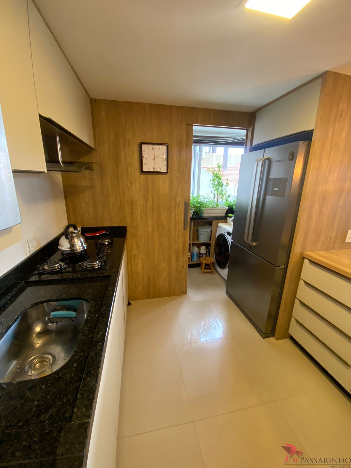 Apartamento à venda com 4 quartos, 182m² - Foto 19