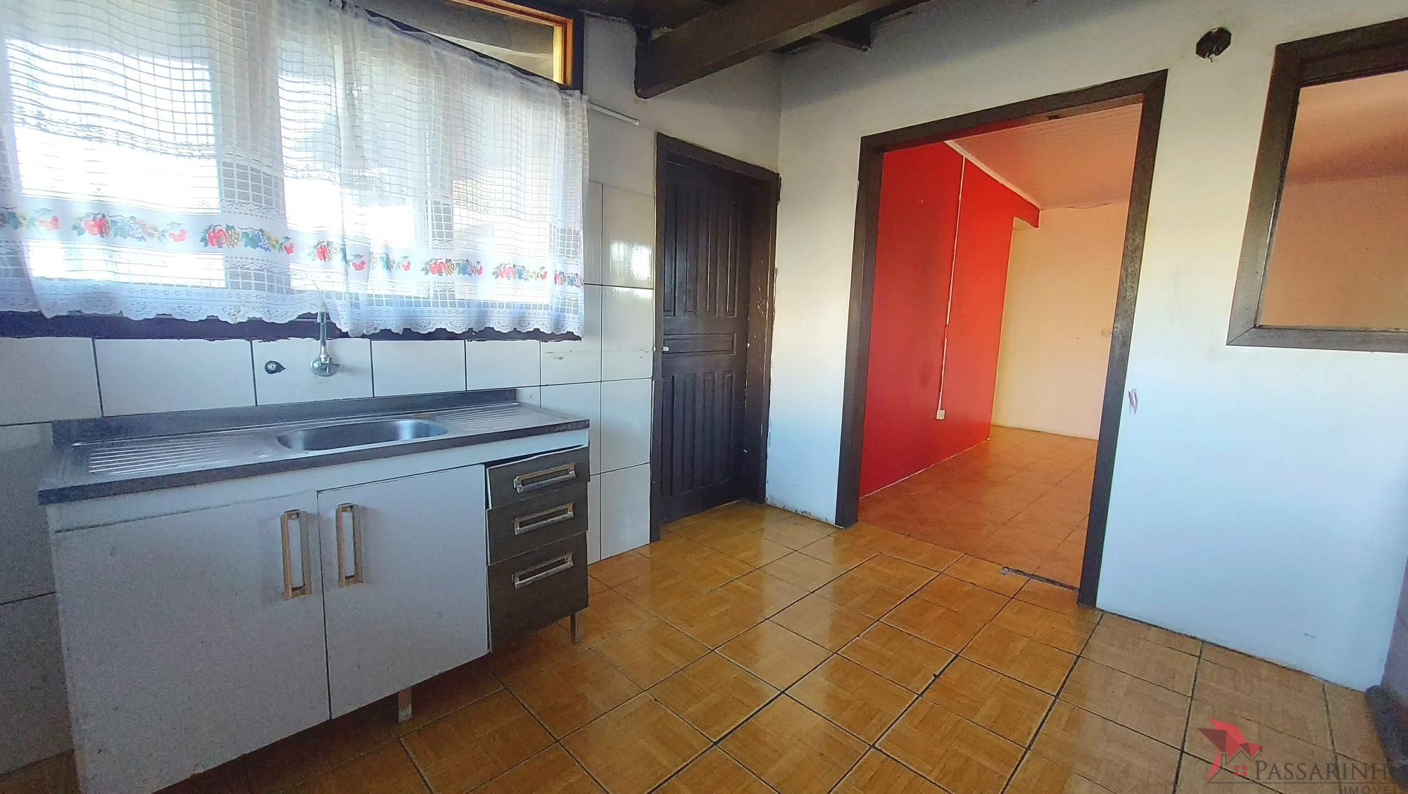 Casa à venda com 6 quartos, 220m² - Foto 27