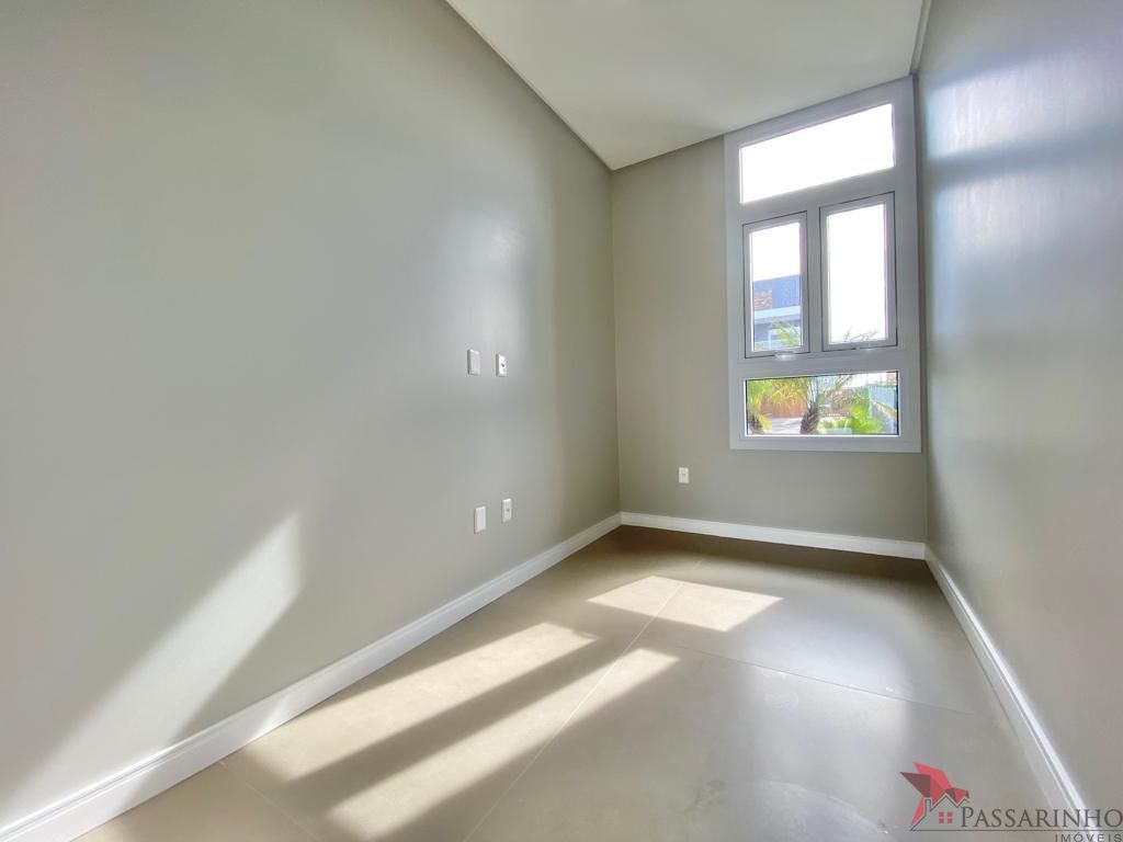 Casa de Condomínio à venda com 3 quartos, 240m² - Foto 9