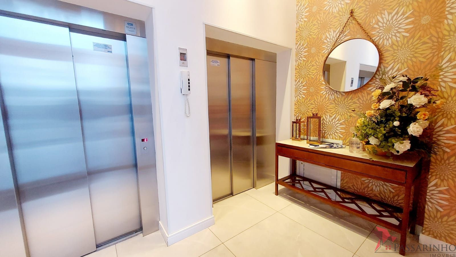 Apartamento à venda com 3 quartos, 107m² - Foto 4