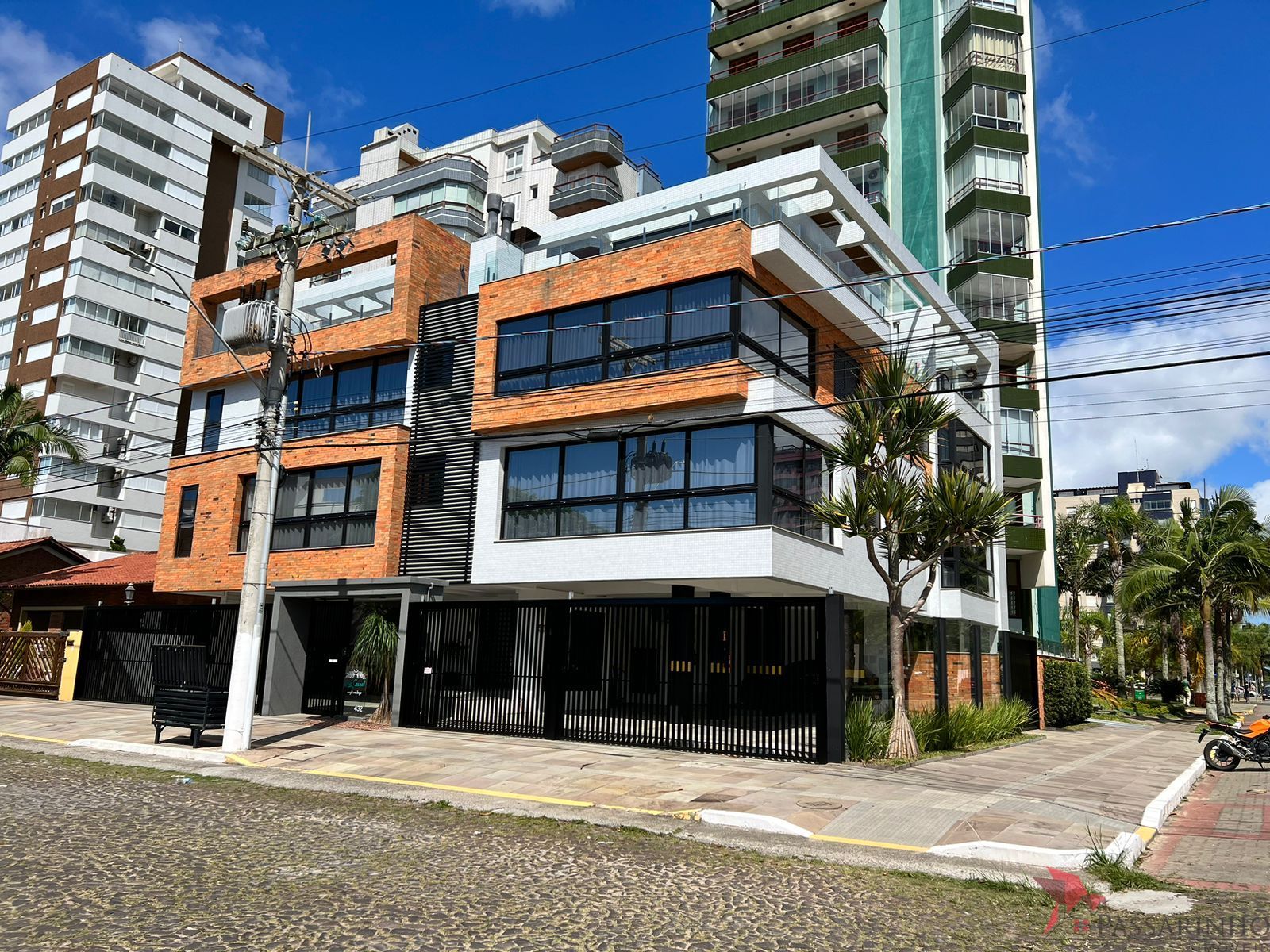 Cobertura à venda com 3 quartos, 176m² - Foto 2