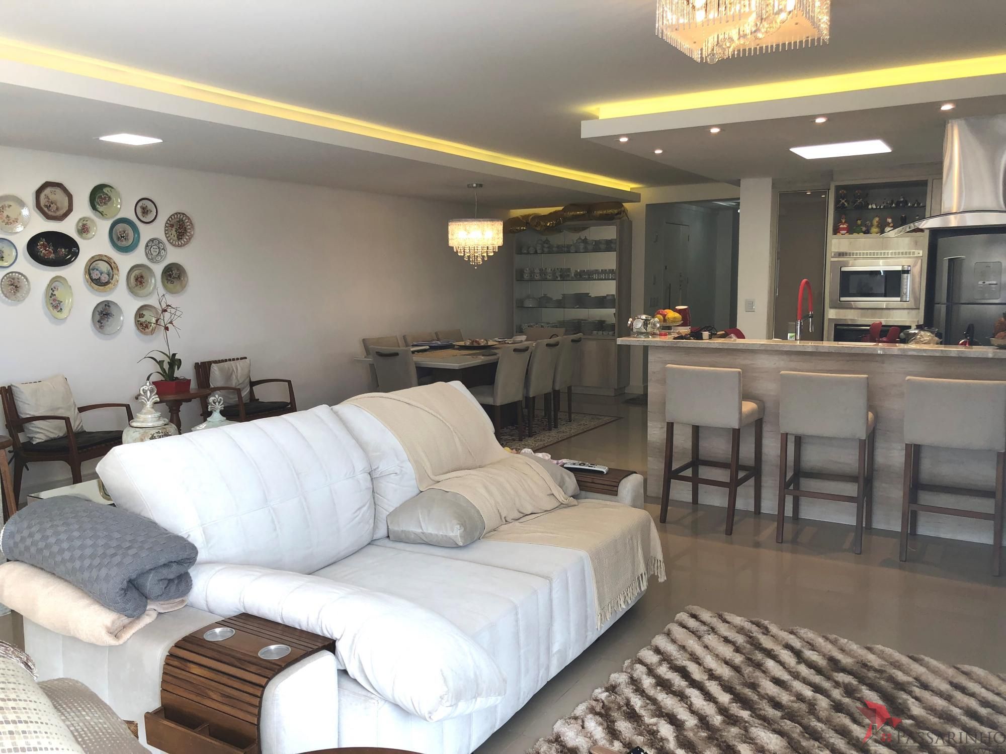 Apartamento à venda com 4 quartos, 182m² - Foto 9