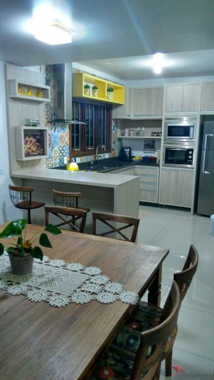 Sobrado, 3 quartos, 198 m² - Foto 5