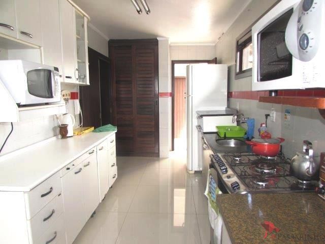 Casa à venda com 4 quartos, 260m² - Foto 12