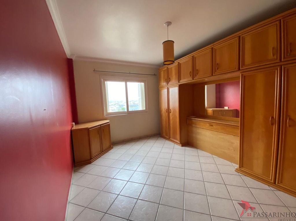 Apartamento à venda com 3 quartos, 143m² - Foto 19