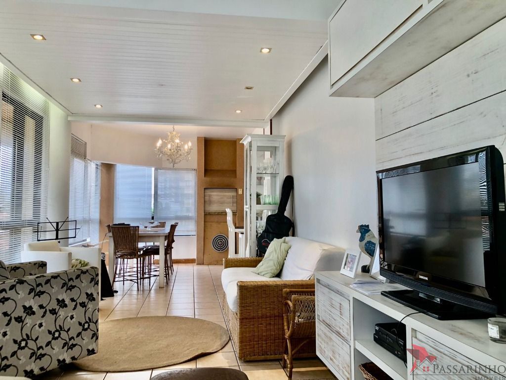 Apartamento à venda com 3 quartos, 140m² - Foto 4