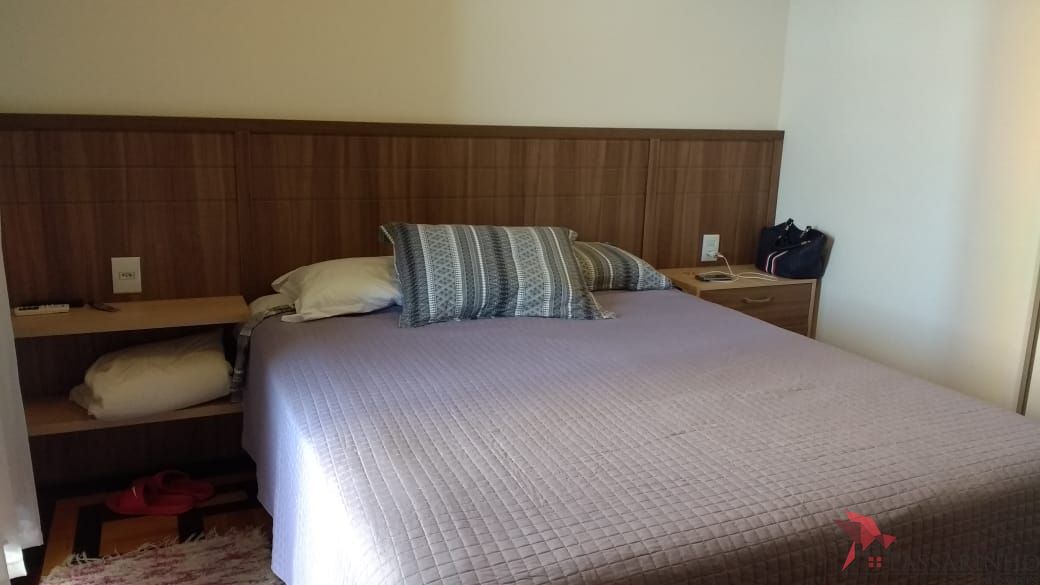 Apartamento à venda com 5 quartos, 195m² - Foto 35