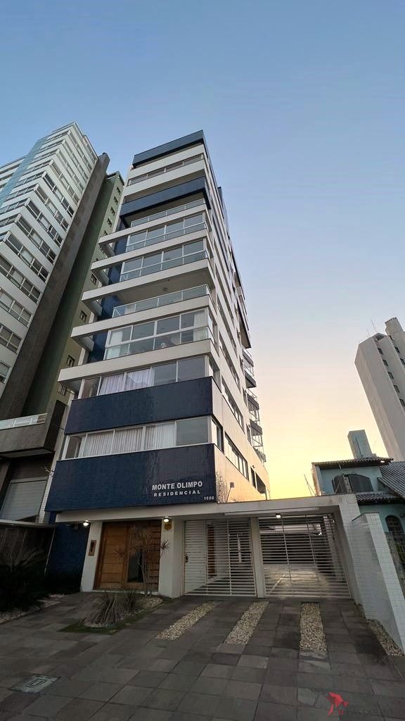 Cobertura à venda com 3 quartos, 180m² - Foto 2
