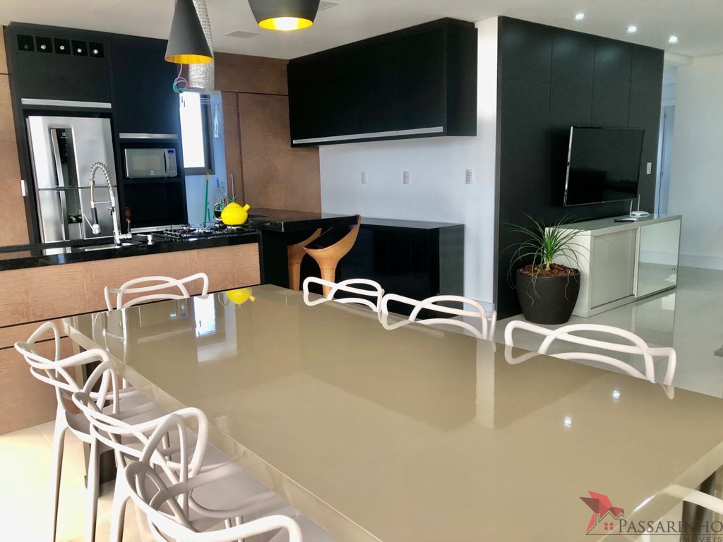 Apartamento à venda com 3 quartos, 114m² - Foto 3