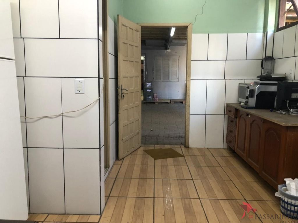 Depósito-Galpão-Armazém à venda com 2 quartos, 232m² - Foto 9