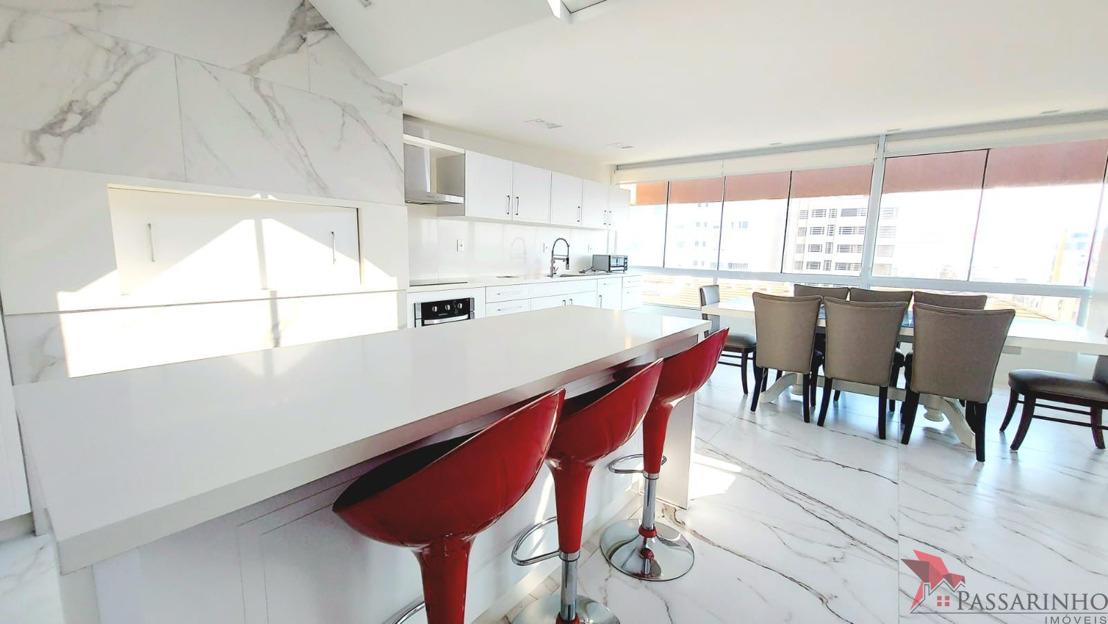 Cobertura à venda com 4 quartos, 274m² - Foto 3