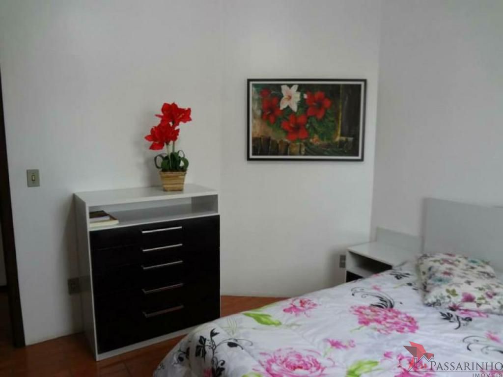 Apartamento à venda com 2 quartos, 72m² - Foto 11