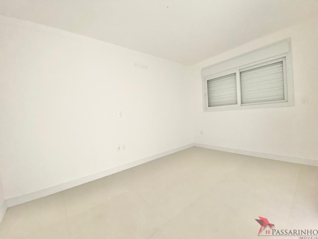 Apartamento à venda com 3 quartos, 200m² - Foto 21