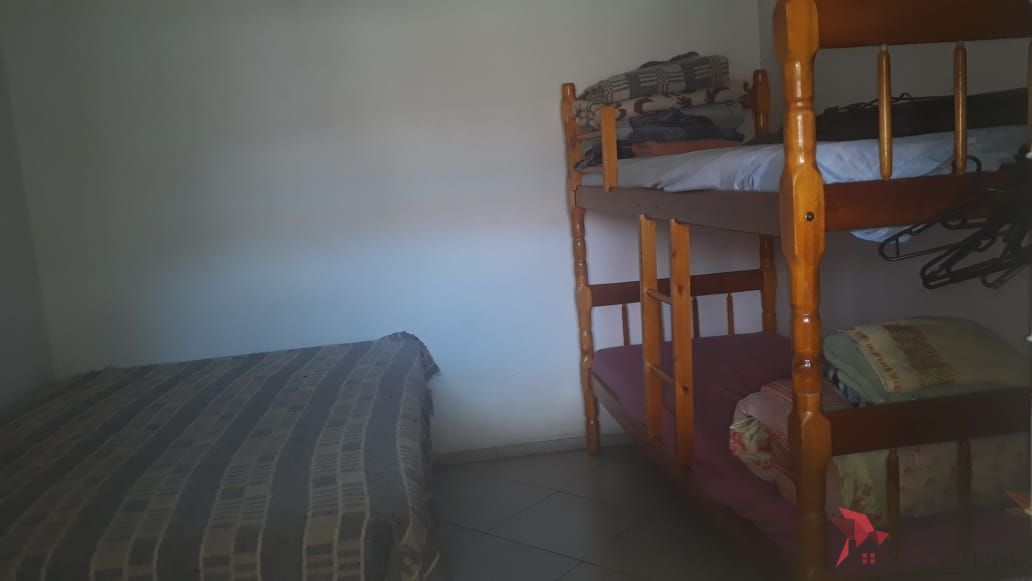 Casa à venda com 3 quartos, 200m² - Foto 14