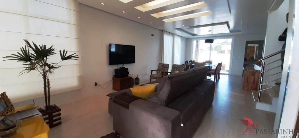 Casa à venda com 3 quartos, 215m² - Foto 5