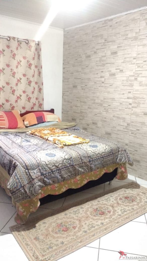 Casa à venda com 2 quartos, 80m² - Foto 8
