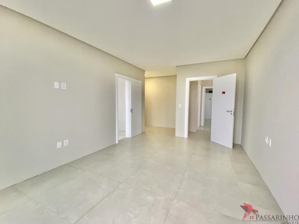 Casa de Condomínio à venda com 5 quartos, 275m² - Foto 32