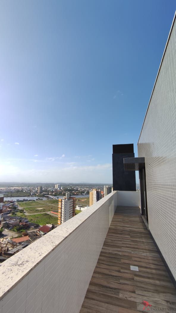 Cobertura à venda com 4 quartos, 235m² - Foto 6
