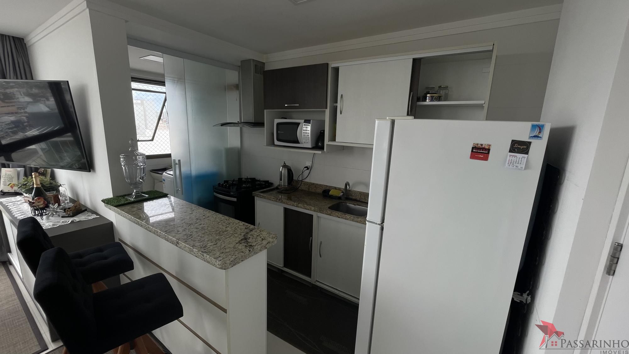 Apartamento à venda com 2 quartos, 65m² - Foto 9