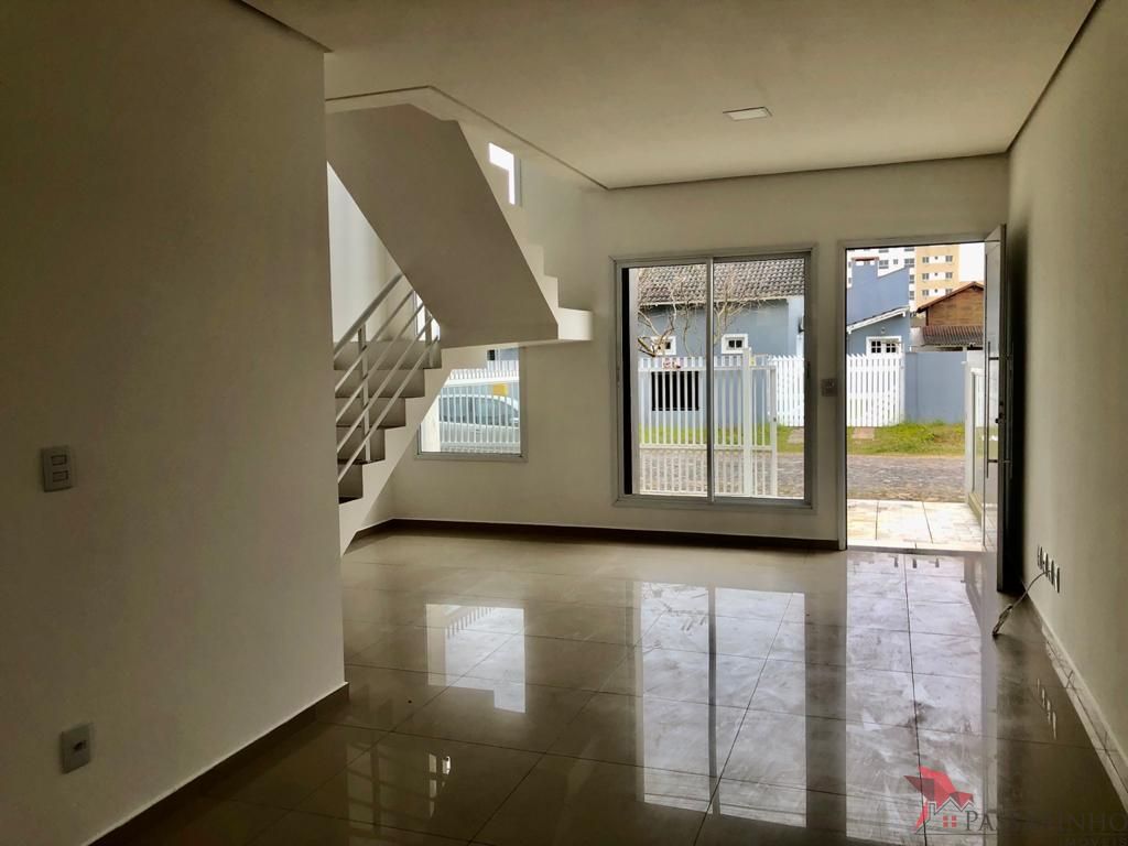 Sobrado à venda com 2 quartos, 70m² - Foto 3