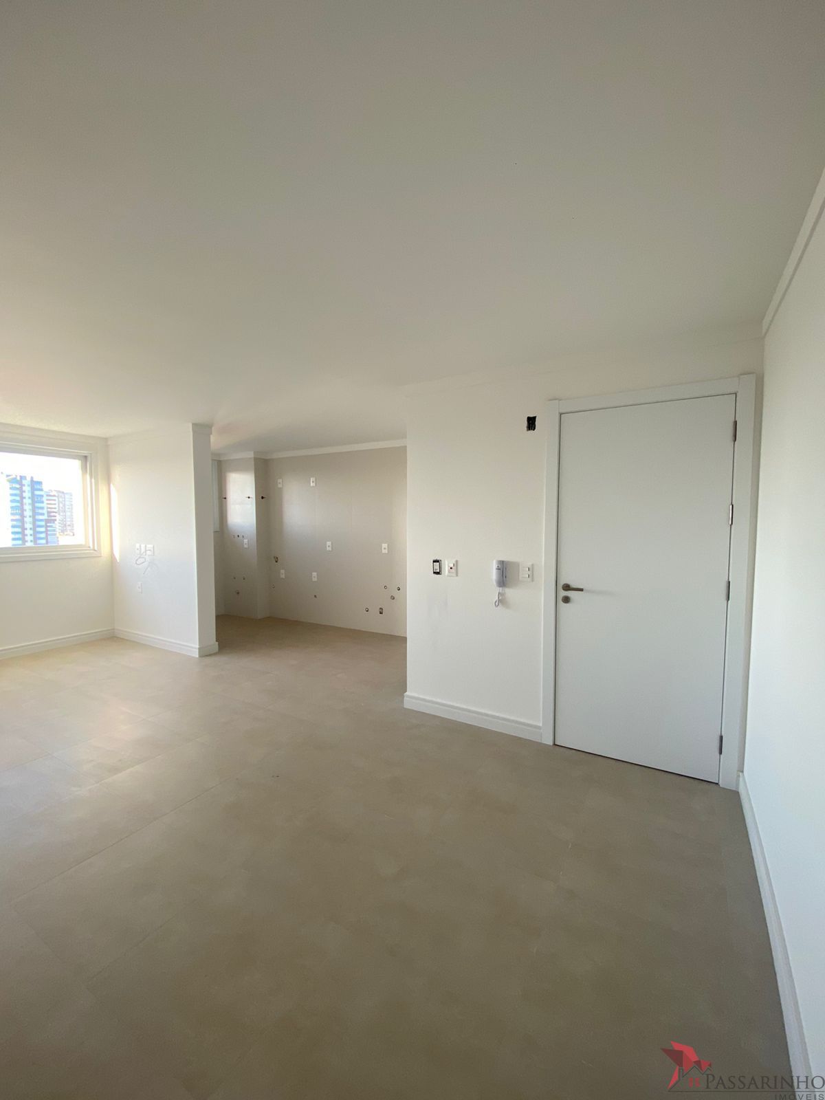 Apartamento à venda com 2 quartos, 71m² - Foto 3