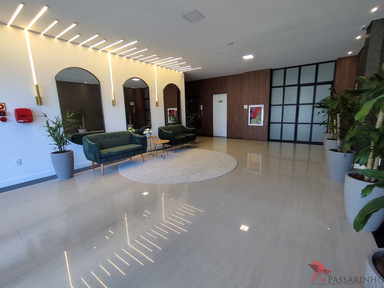 Apartamento à venda com 3 quartos, 95m² - Foto 3