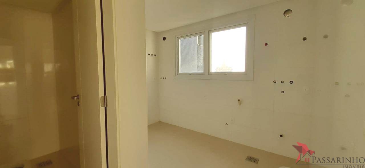 Apartamento à venda com 4 quartos, 230m² - Foto 30