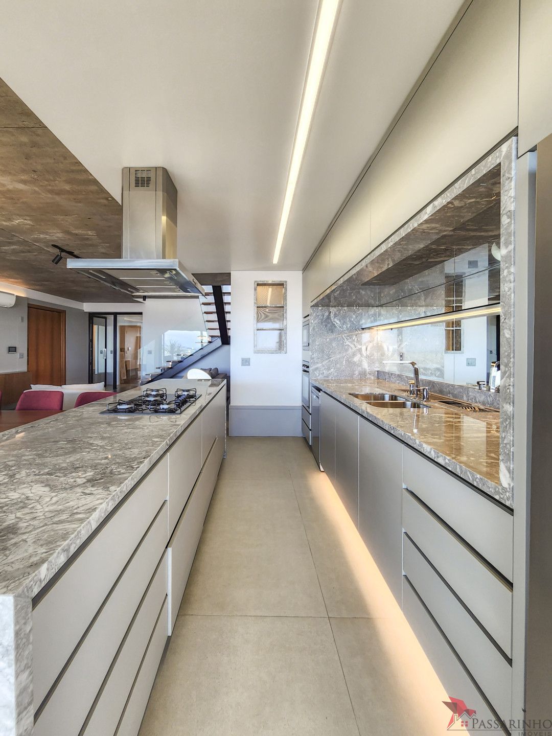 Cobertura à venda com 5 quartos, 448m² - Foto 29