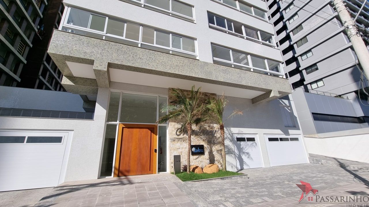 Apartamento à venda com 3 quartos, 130m² - Foto 1