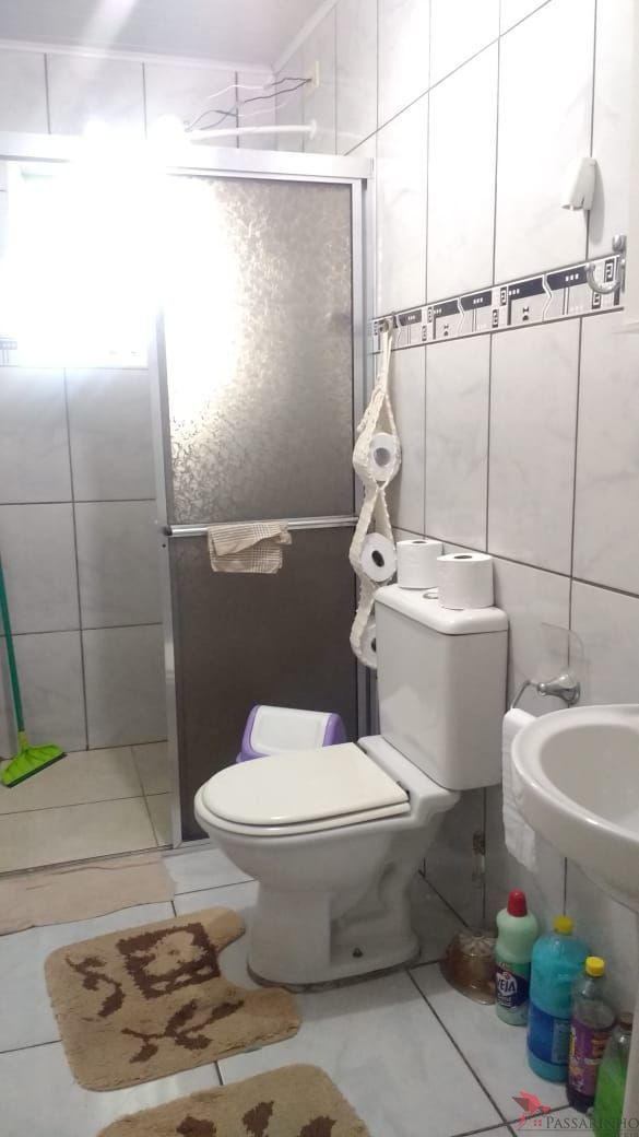 Casa à venda com 2 quartos, 80m² - Foto 10