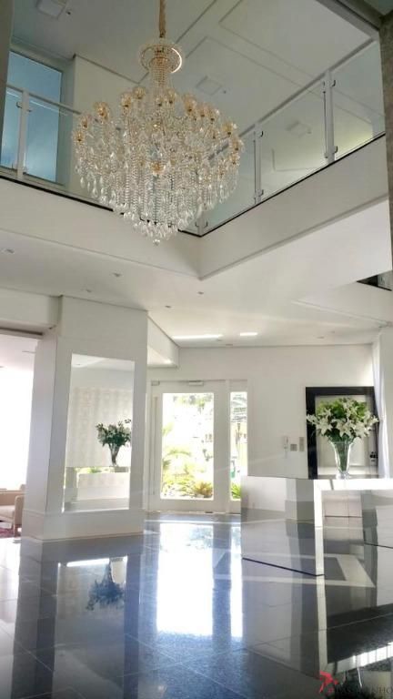 Apartamento à venda com 4 quartos, 250m² - Foto 3