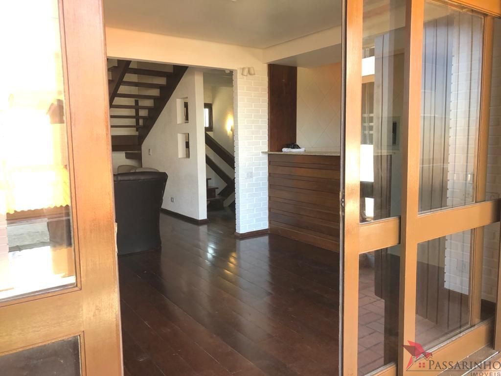 Casa à venda com 9 quartos, 450m² - Foto 9