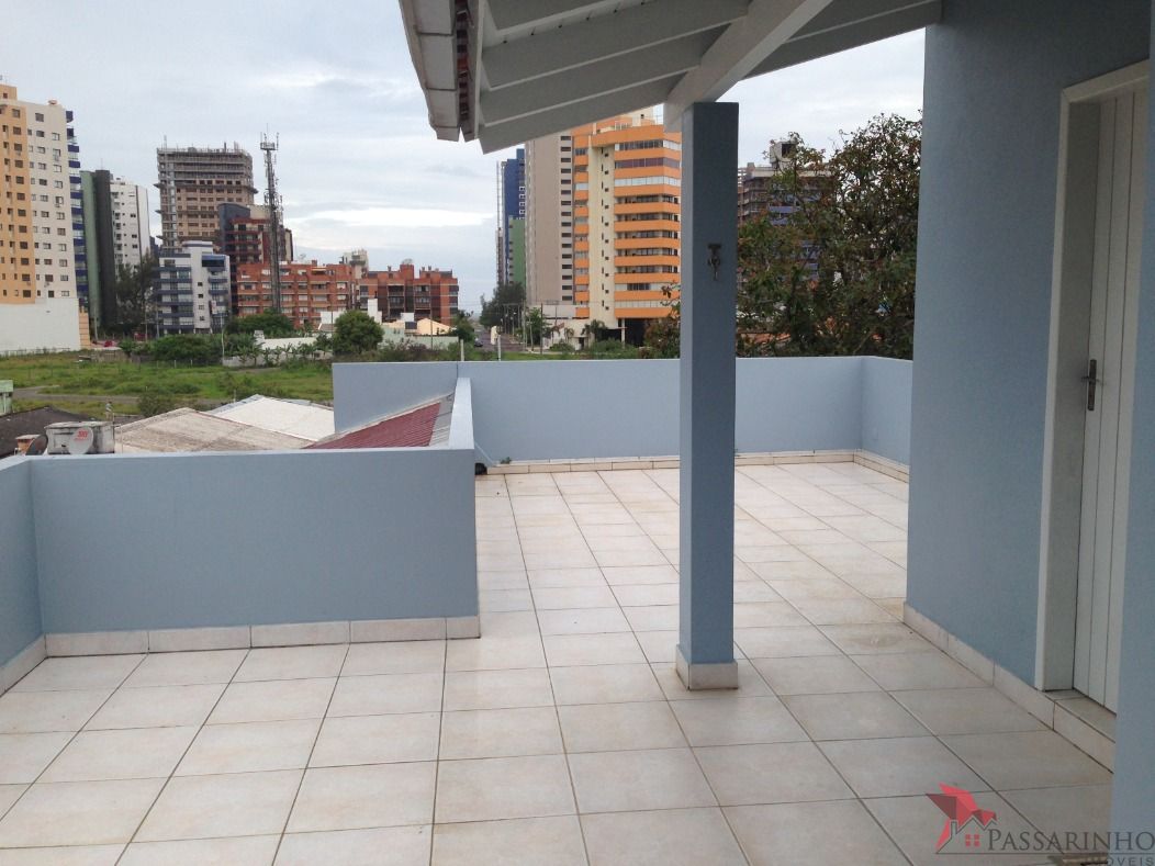 Casa, 5 quartos, 290 m² - Foto 4